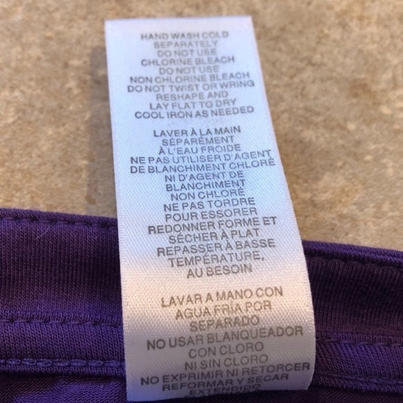 🆕 Purple shark bite hem v neck tunic top - Picture 6 of 8